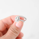 14k White Gold Oval Diamond Solitaire Engagement Ring Set