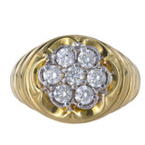 Anillo tipo sello en racimo de diamantes en oro amarillo de 14 k