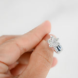 18K White Gold Diamond Cluster Floral Design Ring