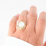 14K Yellow Gold Twisting Button Peal Ring