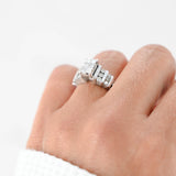 14K White Gold Diamond Cluster Engagement Ring 0.90Ctw