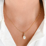 14k Yellow Gold Pearl And Diamond Pendant Twisting Box Link Chain Necklace