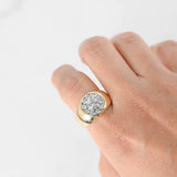 Anillo de diamantes vintage en oro amarillo de 14 quilates para hombre con engaste de bisel y diamantes engastados en canal