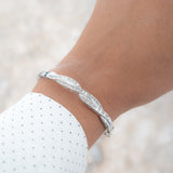 Brazalete de diamantes en oro macizo blanco de 14 quilates