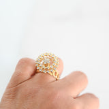 Anillo de cóctel giratorio con diamantes en oro amarillo de 18 quilates