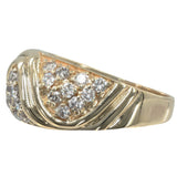 Anillo de diamantes en racimo triple de oro amarillo de 14 k