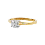 Anillo de compromiso con solitario de diamante brillante redondo en oro de dos tonos de 14 k