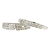 Juego de anillos de boda y compromiso con diamantes en oro blanco de 14 quilates