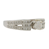 Juego de anillos de boda y compromiso con diamantes en oro blanco de 14 quilates
