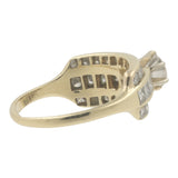 Juego de aretes y anillo de oro de 14 k y diamantes
