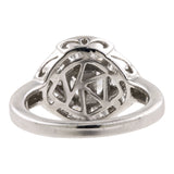 Anillo de compromiso en racimo de diamantes en oro blanco de 14 k